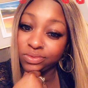 Meet your Posher, Samira